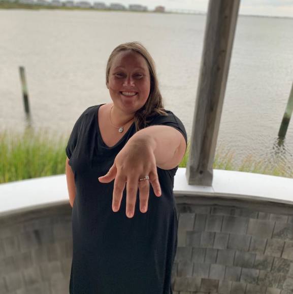 Meet your Posher, Kelly - Picture 1 of 1